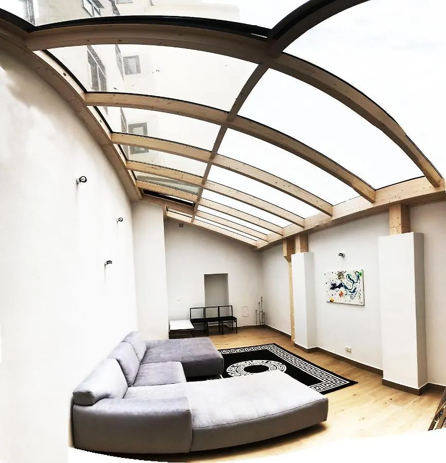 Stylish Loft Apartment City Center Vienna